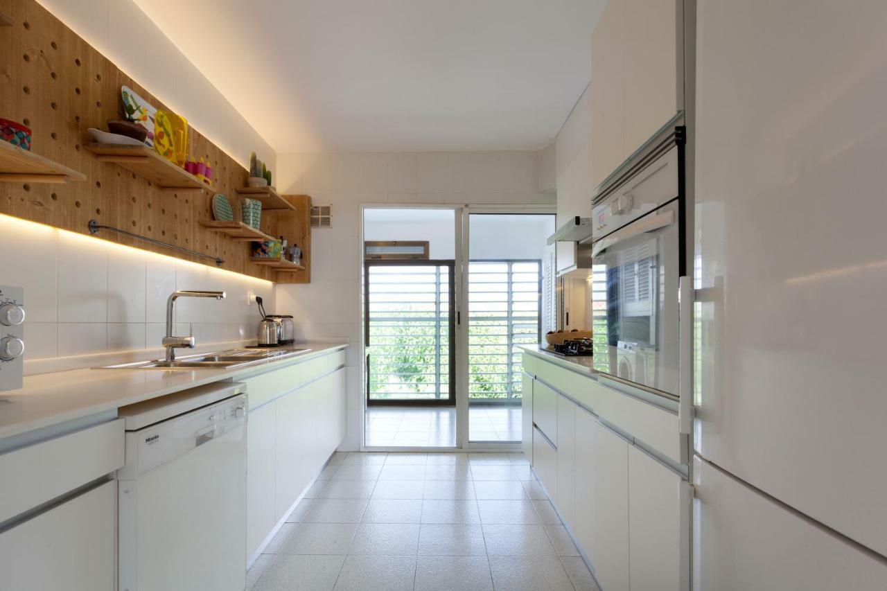 Gava Mar- Castelldefels Beachfront Apartment- Direct Access To The Beach Exterior foto
