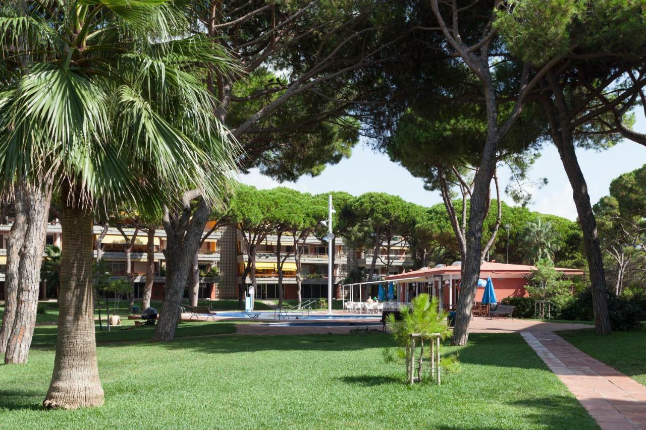 Gava Mar- Castelldefels Beachfront Apartment- Direct Access To The Beach Exterior foto